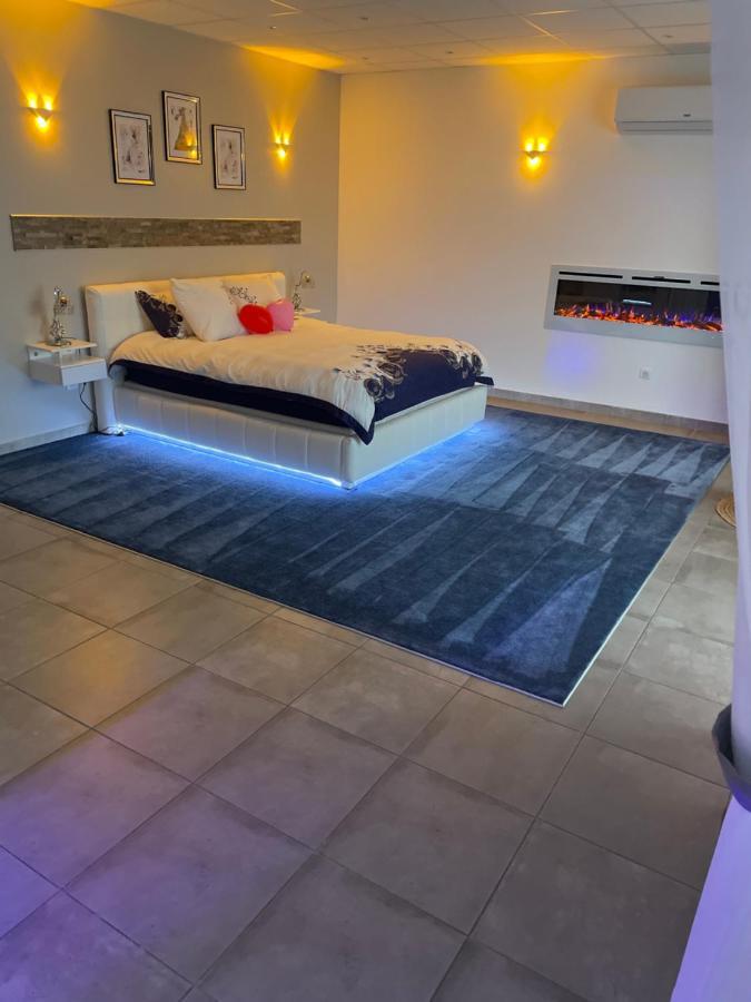 Luxury Loft Spa Saint-Dizier Bagian luar foto
